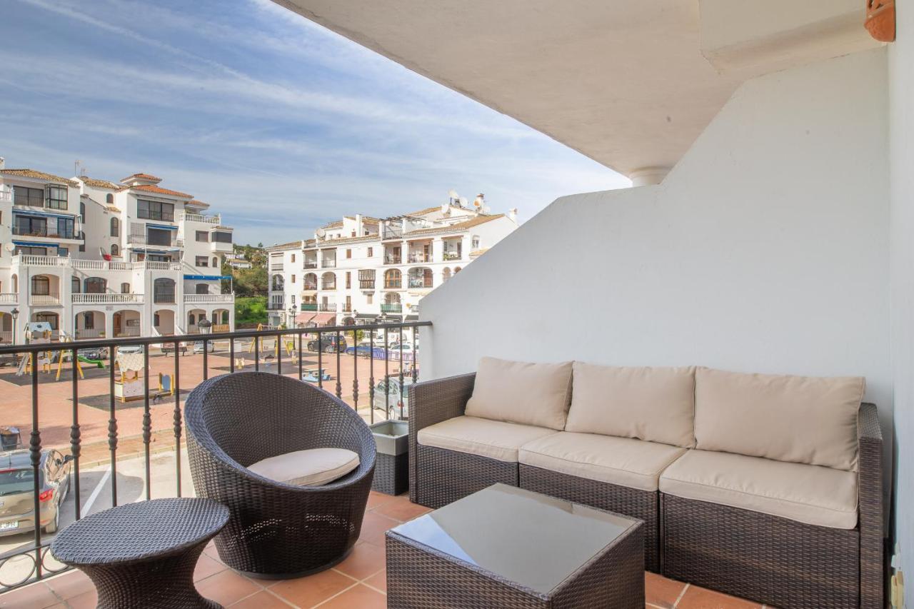 2261-Superb Apt On The Beach, On Duquesa Harbour Manilva Exterior foto